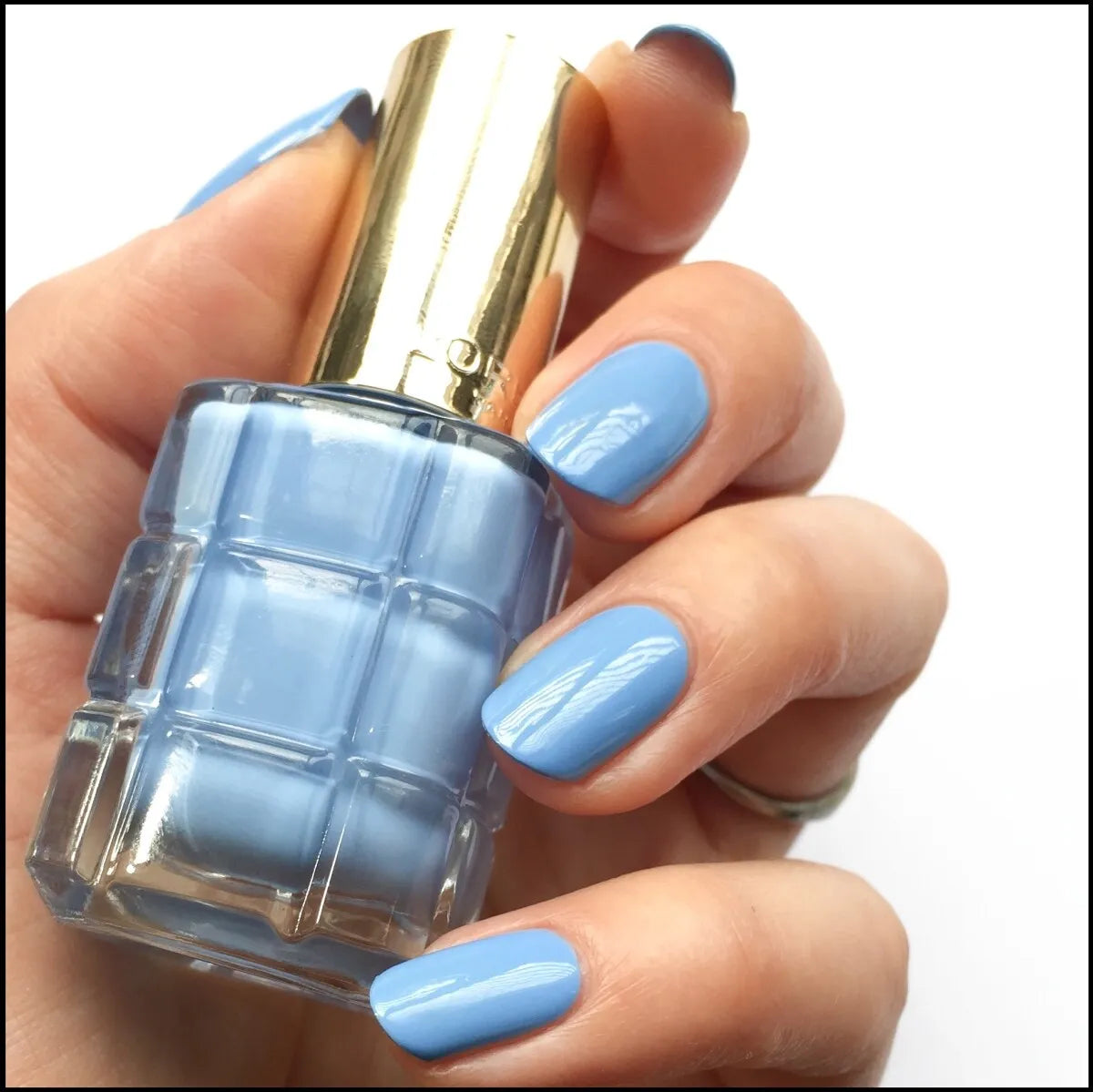 Nagellack 671 Monsieur Bleu L'Oréal 13.5ml